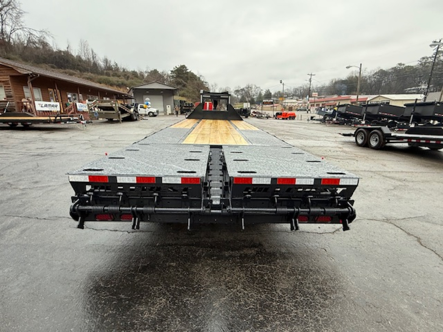 New 2026 Hillcrest Gooseneck 20+5 25.9K W/ Max Ramps