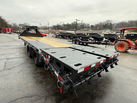 New 2026 Hillcrest Gooseneck 20+5 25.9K W/ Max Ramps