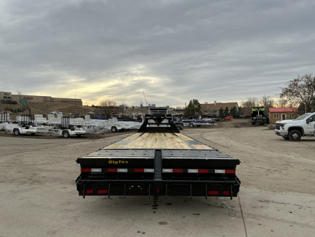 New 2026 Big Tex Trailers 14GN-35D5A-MRBK Flatbed Trailer