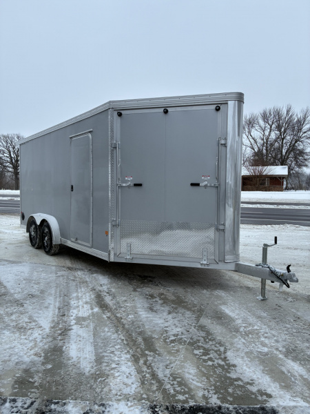 New 2026 SNOPRO TRAILERS Stealth SNOPRO E7.5X16 (7.5x21) Snowmobile Trailer