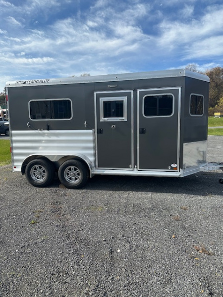 New 2026 Featherlite Trailers 9300 Horse Trailer