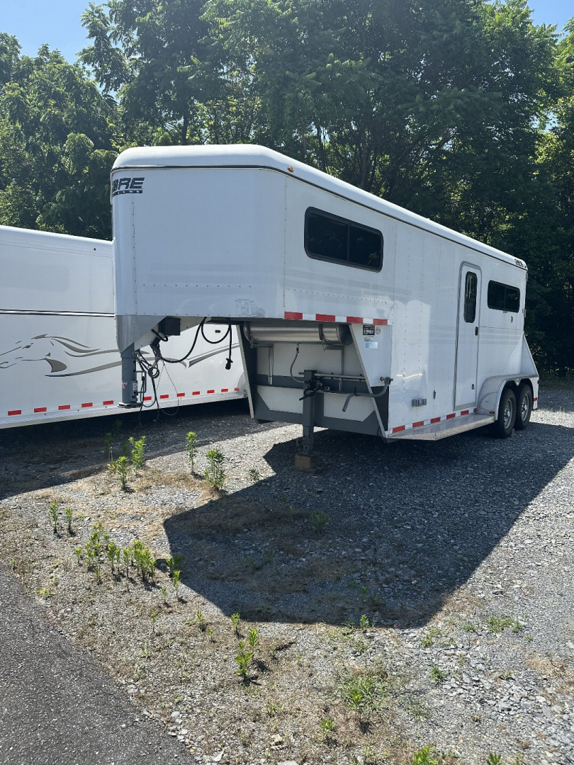 Used 2015 Gore Trailers HORSE TRAILER Horse Trailer