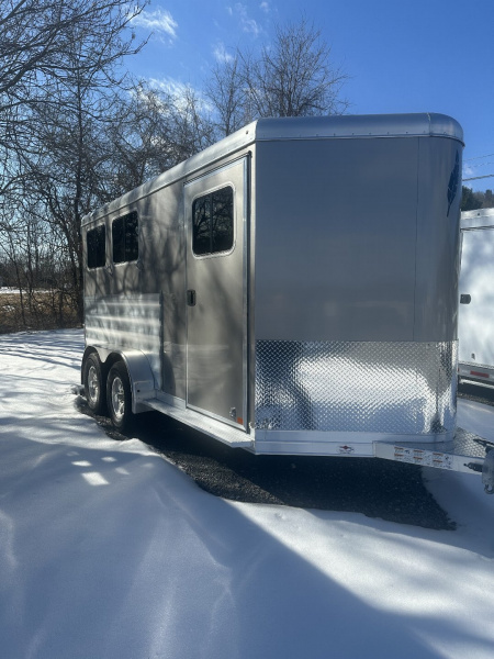 New 2025 Featherlite Trailer