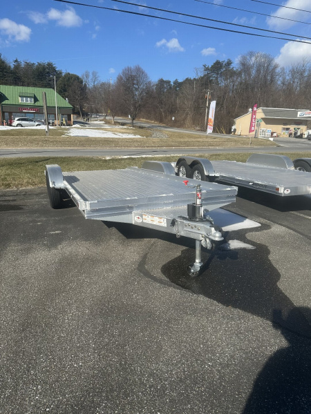 New 2024 Featherlite Trailer
