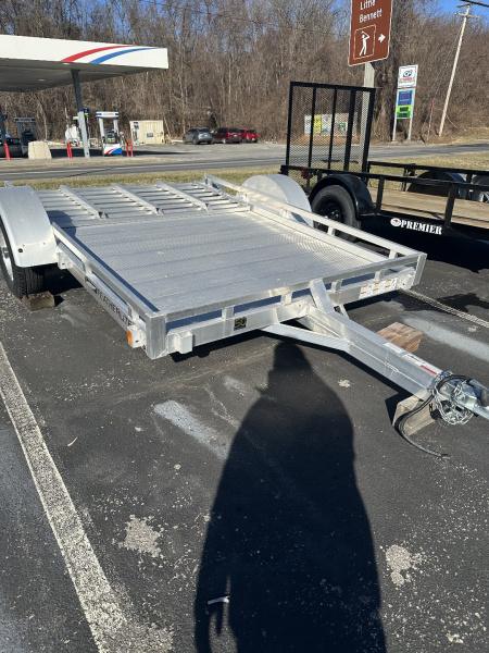 New 2023 Featherlite Trailer