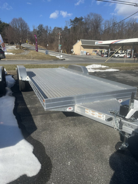 New 2023 Featherlite Trailer