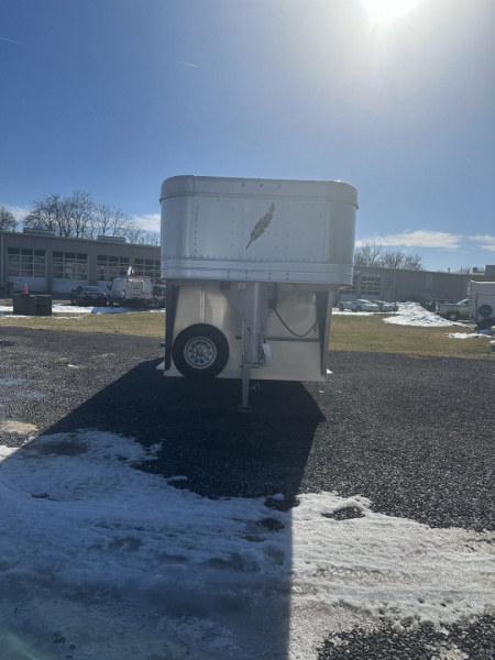 New 2024 Featherlite Trailer