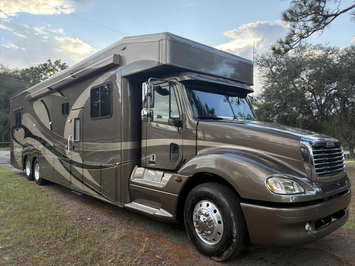 Used 2007 NRC 45' Motorcoach