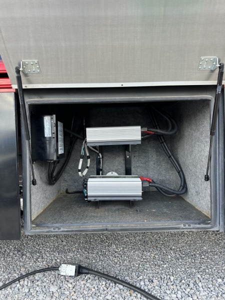 Used 2010 Renegade 45' Motorcoach