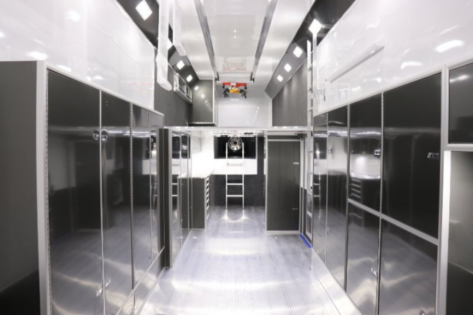 New 2019 inTech 44’ Aluminum Gooseneck Sprint Car Trailer