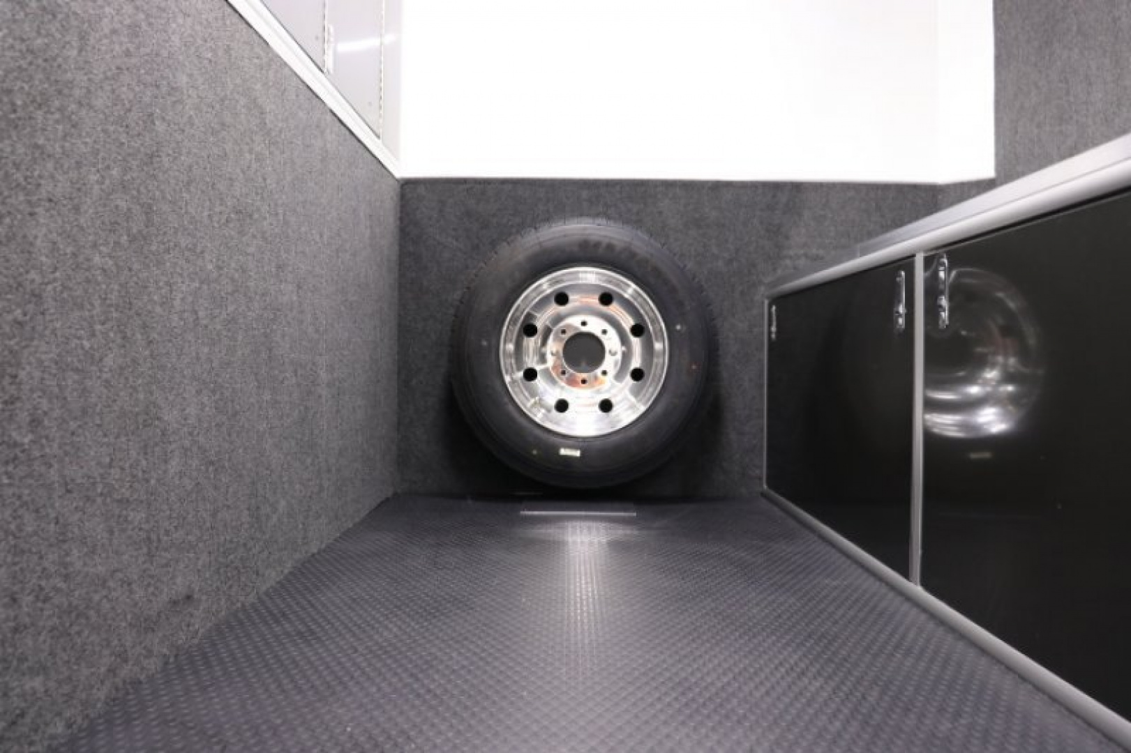 New 2019 inTech 44’ Aluminum Gooseneck Sprint Car Trailer