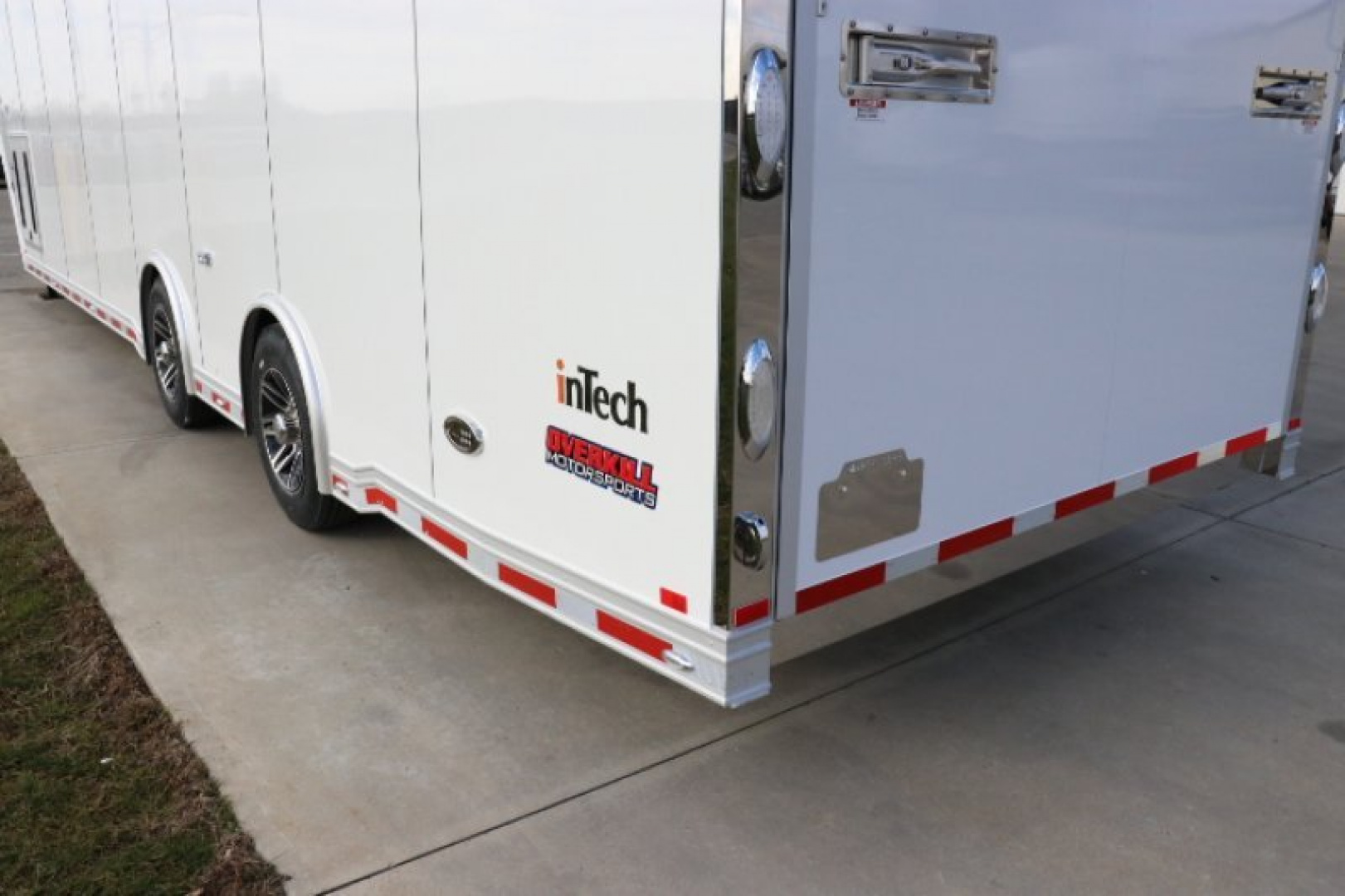 New 2019 inTech 40’ Aluminum Gooseneck Sprint Car Trailer