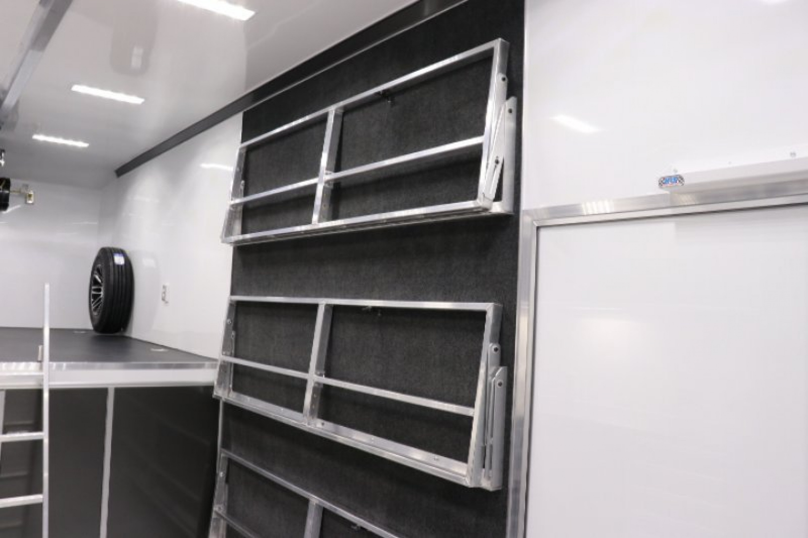 New 2019 inTech 40’ Aluminum Gooseneck Sprint Car Trailer