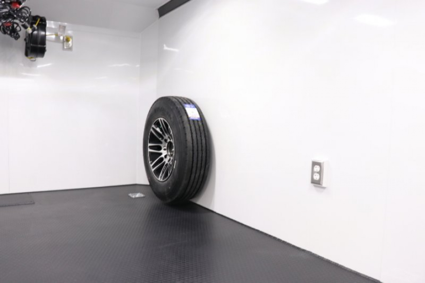 New 2019 inTech 40’ Aluminum Gooseneck Sprint Car Trailer