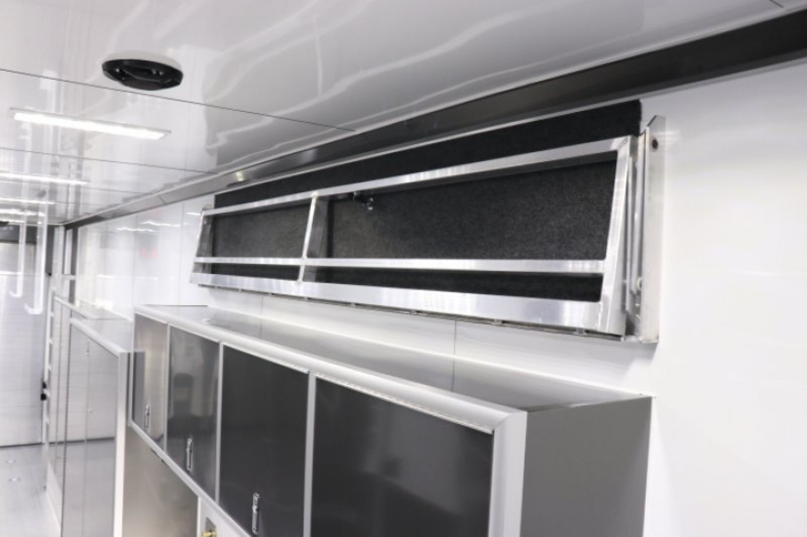 New 2019 inTech 40’ Aluminum Gooseneck Sprint Car Trailer