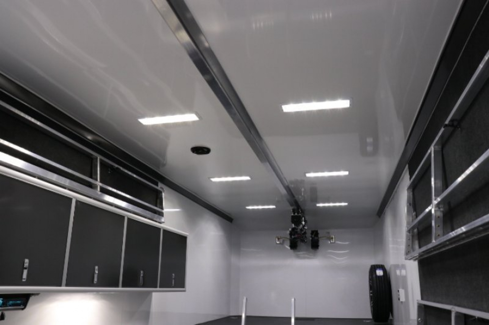 New 2019 inTech 40’ Aluminum Gooseneck Sprint Car Trailer