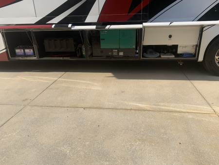 Used 2018 Showhauler 45’ Motorcoach