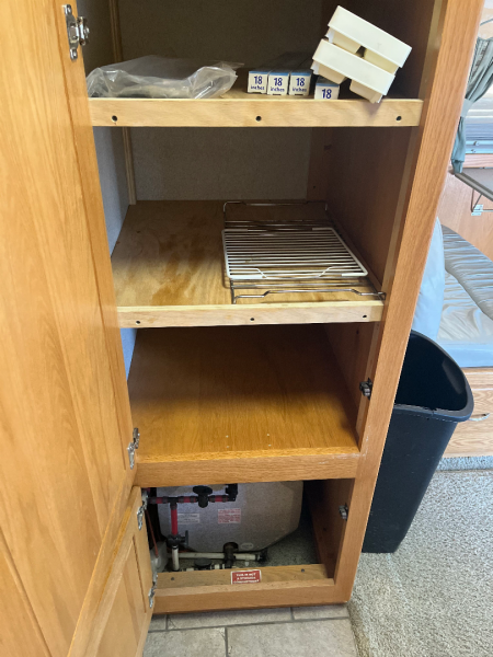 Used 2006 Haulmark 45’ Tandem Axle Motorcoach