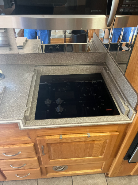 Used 2006 Haulmark 45’ Tandem Axle Motorcoach