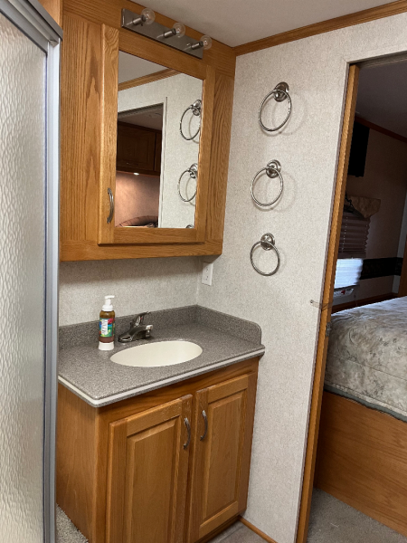 Used 2006 Haulmark 45’ Tandem Axle Motorcoach