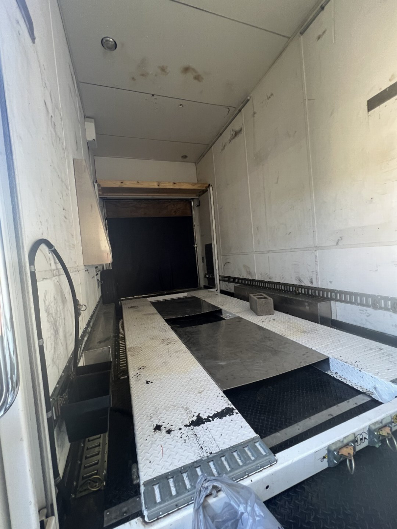 Used 2013 Cargo Mate 22’ VNose Aluminum Stacker Trailer