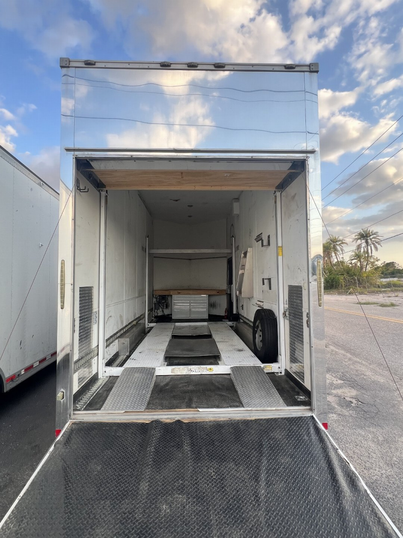 Used 2013 Cargo Mate 22’ VNose Aluminum Stacker Trailer