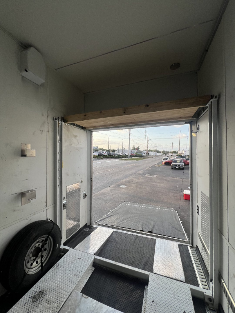 Used 2013 Cargo Mate 22’ VNose Aluminum Stacker Trailer