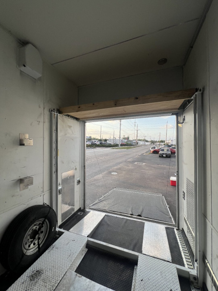 Used 2013 Cargo Mate 22’ VNose Aluminum Stacker Trailer