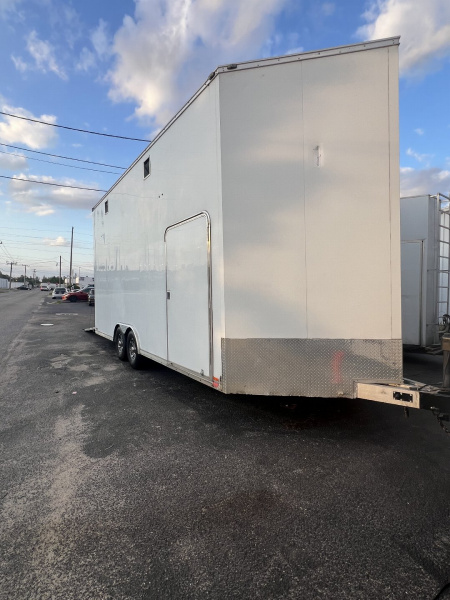 Used 2013 Cargo Mate 22’ VNose Aluminum Stacker Trailer