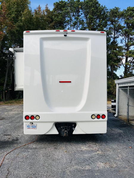 Used 2010 Chariot 45’ Tandem Axle Motorcoach