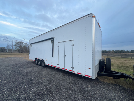 Used 2003 Classic 32’ Stacker Trailer