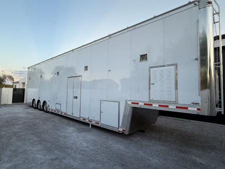 Used 2000 T&E 50’ Liftgate Stacker Trailer