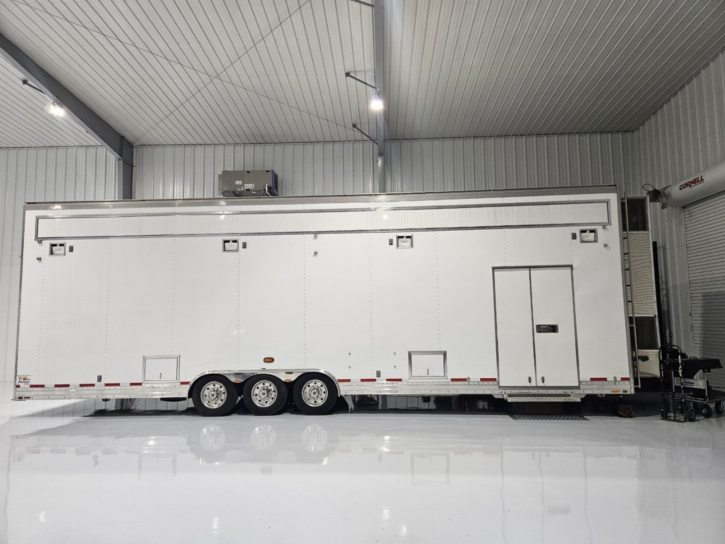 2003 T&E All Aluminum Loaded 36' Stacker Trailer