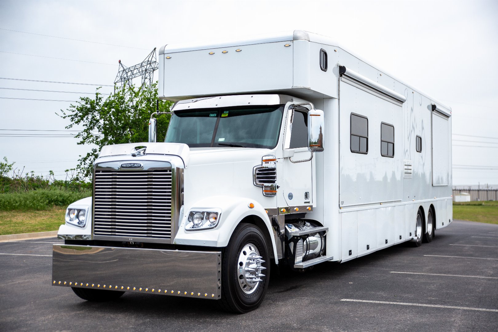 Used 2016 NRC 45’ Tandem Axle Motorcoach