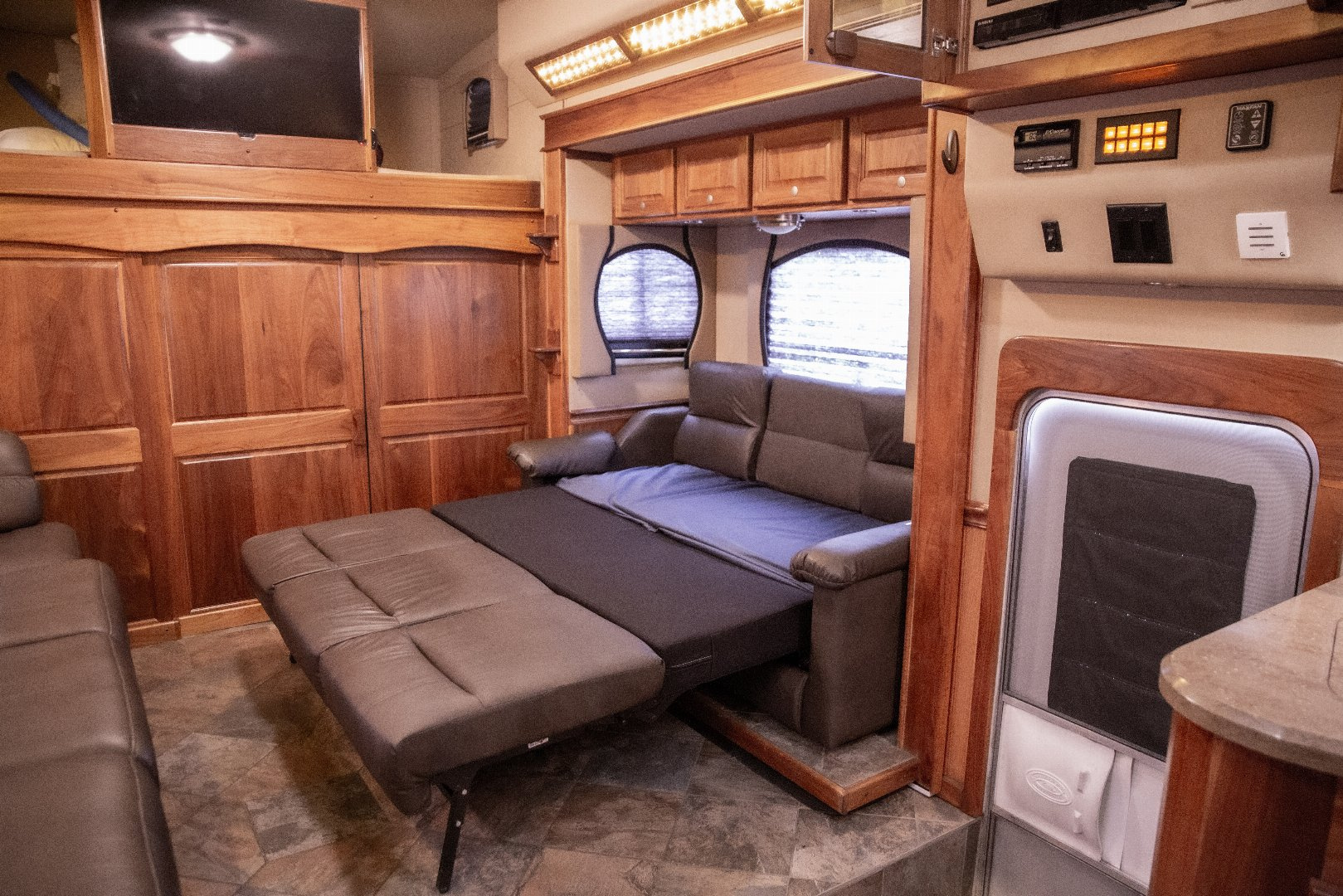 Used 2016 NRC 45’ Tandem Axle Motorcoach