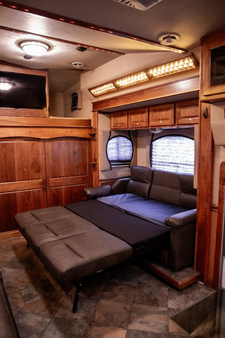 Used 2016 NRC 45’ Tandem Axle Motorcoach