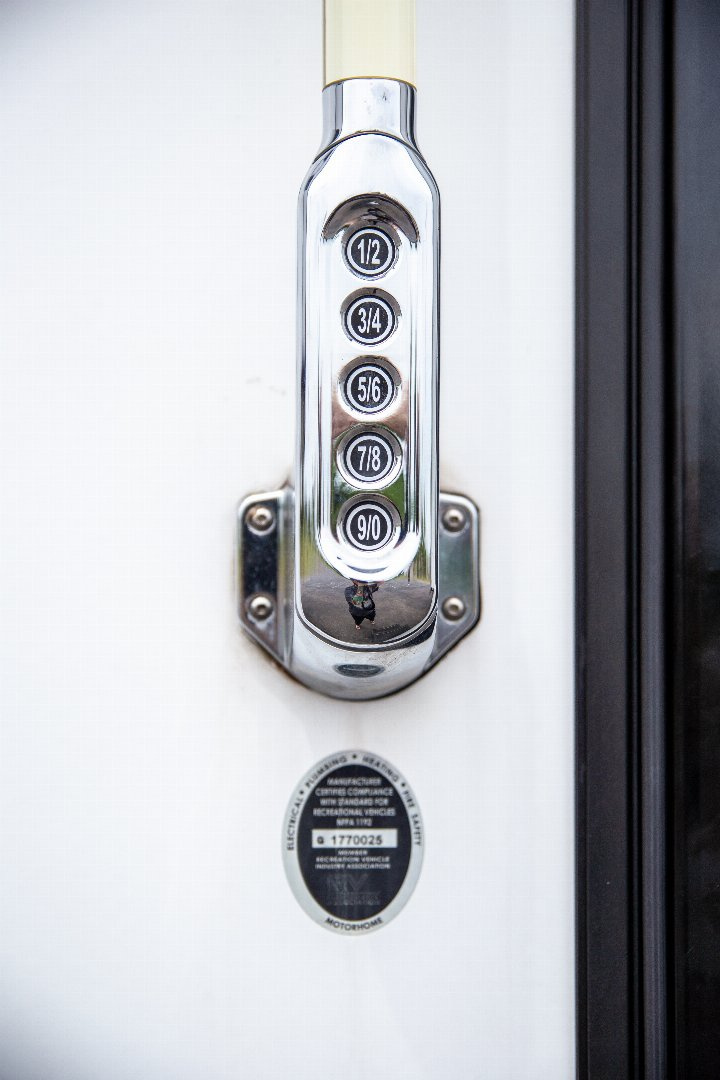 Used 2020 Renegade 45’ Tandem Axle Motorcoach