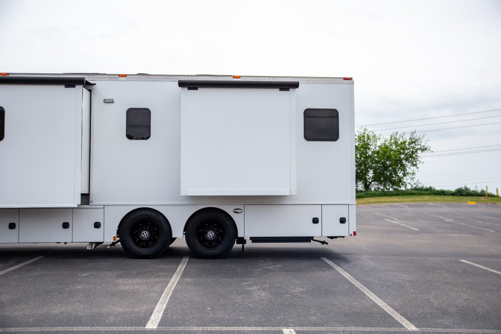 Used 2020 Renegade 45’ Tandem Axle Motorcoach