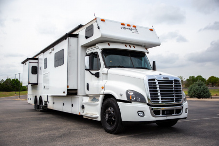 Used 2020 Renegade 45’ Tandem Axle Motorcoach