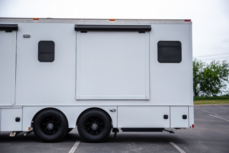 Used 2020 Renegade 45’ Tandem Axle Motorcoach