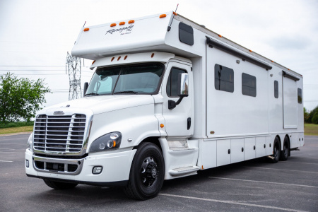 Used 2020 Renegade 45’ Tandem Axle Motorcoach