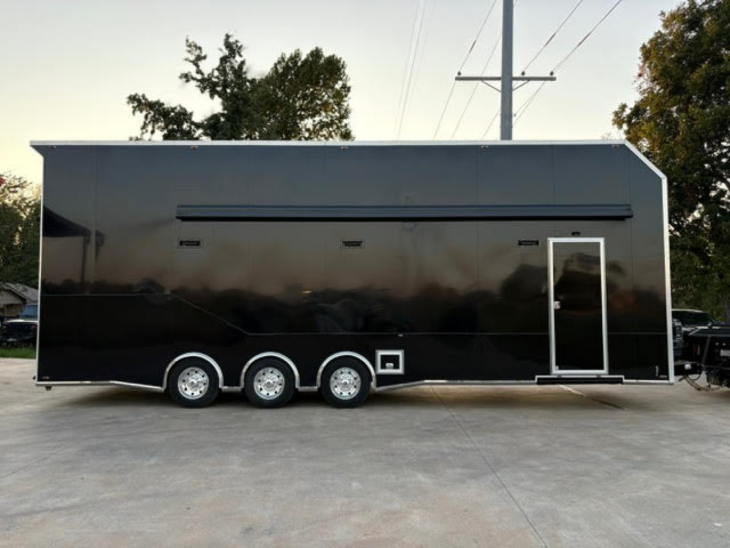 2022 Ultra Hauler