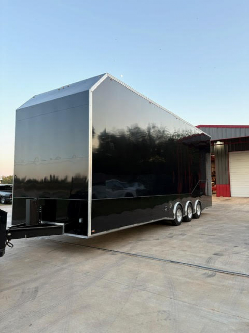 2022 Ultra Hauler photo 7