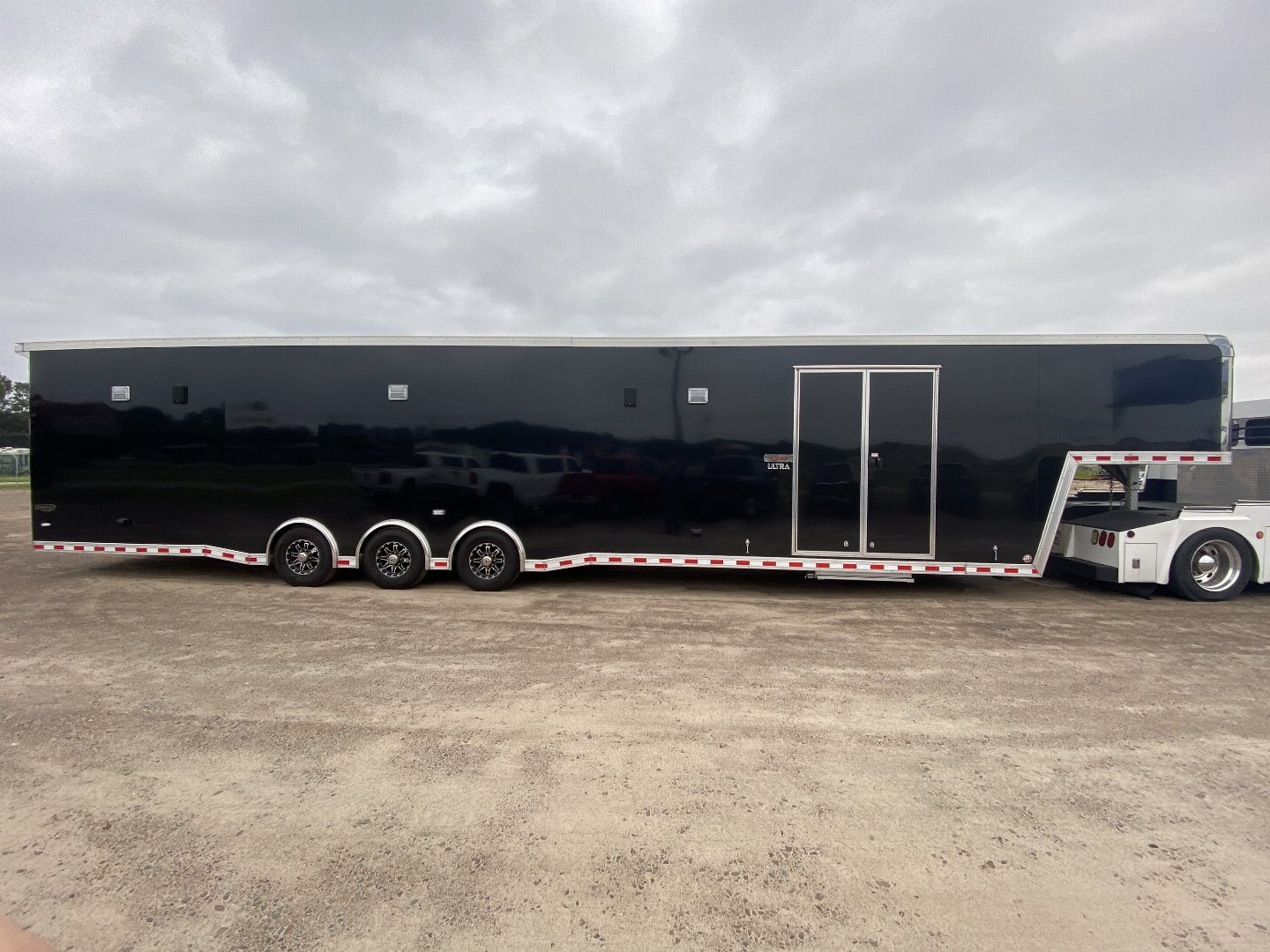 2020 Icon Gooseneck photo 2