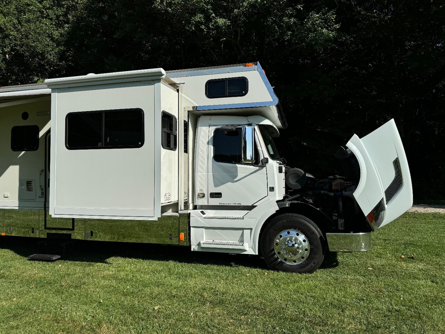 2008 Renegade photo 4