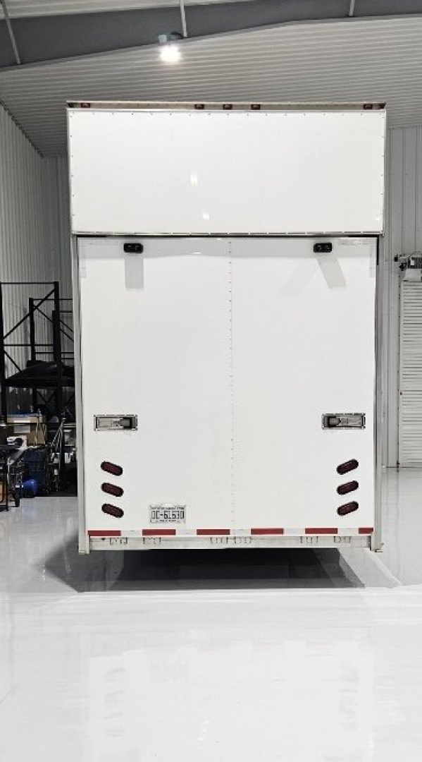 Used 2003 T & E Enterprises Loaded 36’ Stacker Trailer