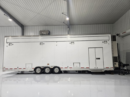 Used 2003 T & E Enterprises Loaded 36’ Stacker Trailer