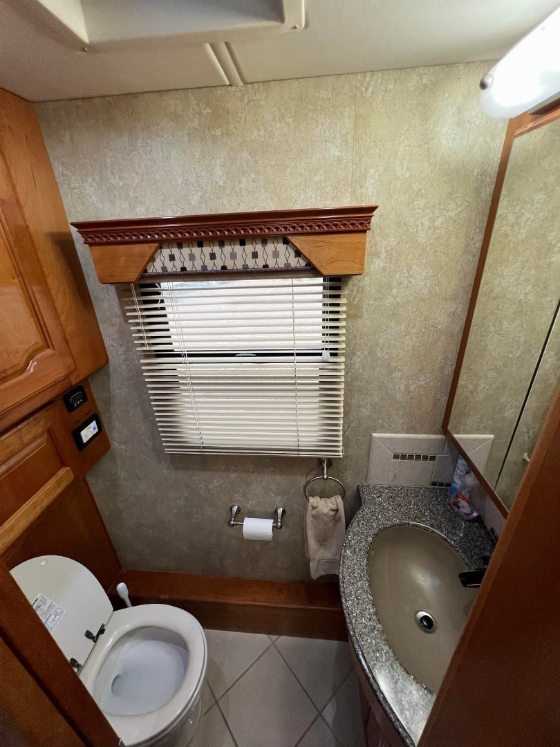 Used 2008 Country Coach 45’ Class A Diesel Pusher