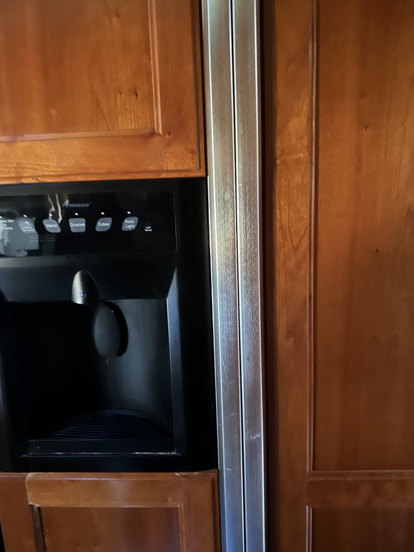 Used 2008 Country Coach 45’ Class A Diesel Pusher