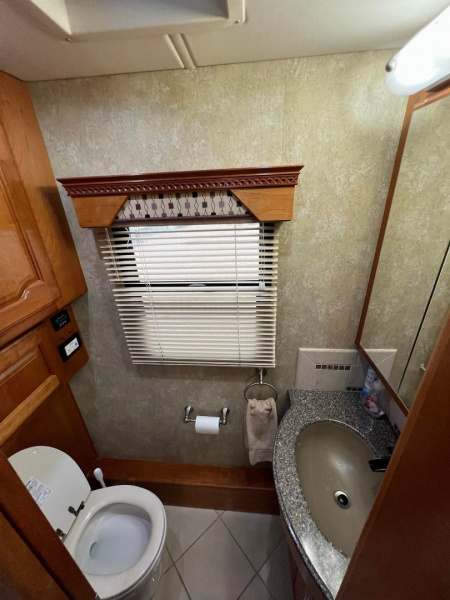 Used 2008 Country Coach 45’ Class A Diesel Pusher